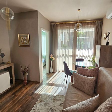 Bright Inn - Holiday & Business Apartment Sofia Zewnętrze zdjęcie
